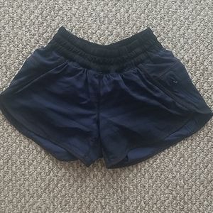 Never worn Lululemon older speed shorts